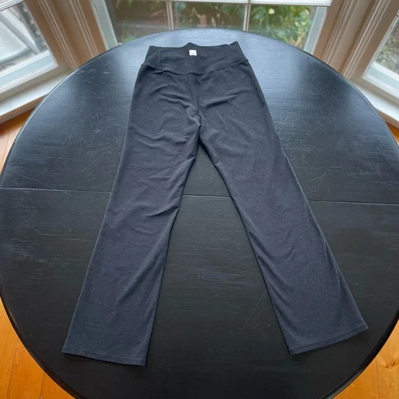 Vuori Mid Rise Elevation Slim Bootcut Leggings Pants XS Black Heather - Picture 6 of 11